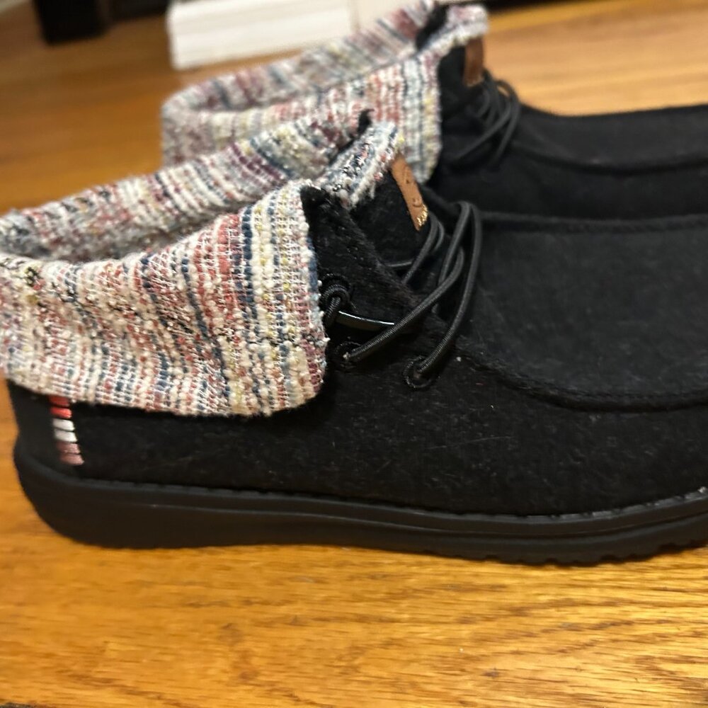 Hey Dude Shoes - Wendy Gray Wooly Twill Fold Boots - Size: 7 - Picture 5 of 15